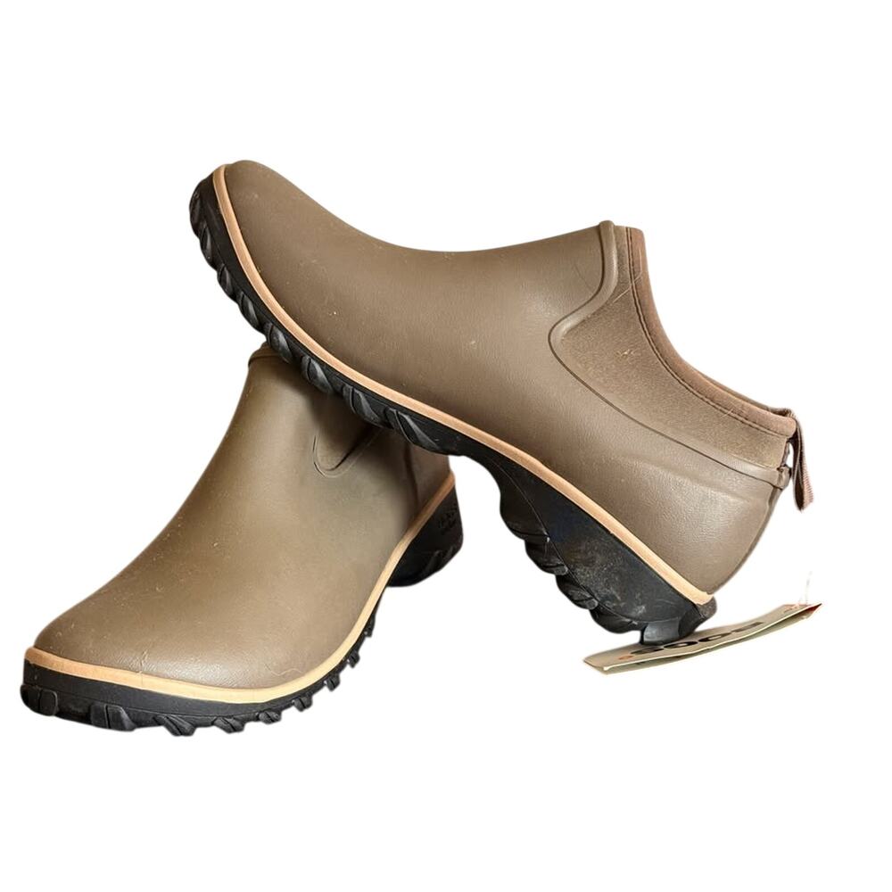 Women’s Bogs Sauvie Chelsea Boots — New with Tags — Size 10 (Waterproof)